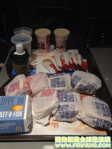 好多好多麥當當早餐！！！！.jpg