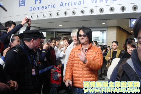 老师和阿沁出来的时候