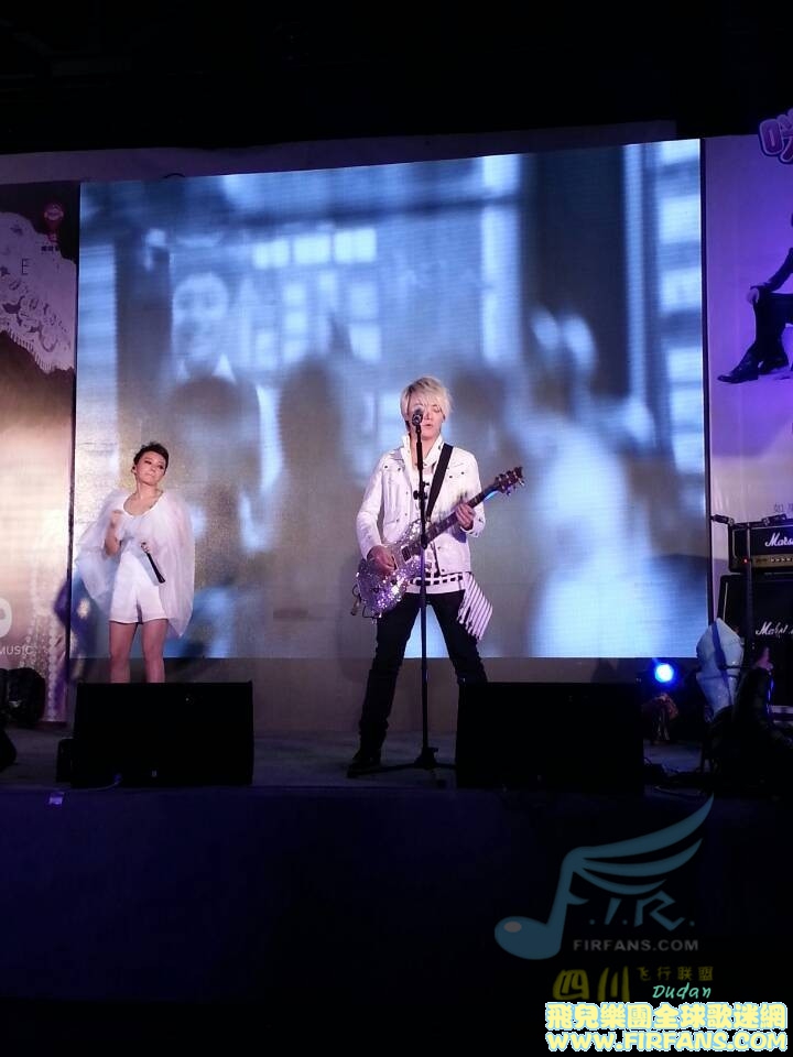 QQ图片20140117222549_副本.jpg