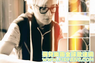 下午在重新整理今晚創作課程的PPT，今天是我最愛的課程之一「Free style即興創作，與R.jpg