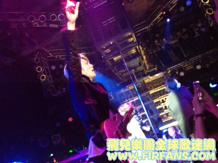晚安啦！！！今夜狂歡：）love you.jpg