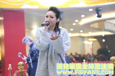 表演結束後的我可是泡了很久的熱水澡才把熱量補回來 @宜昌0.jpg