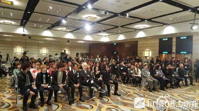 很榮興代表台灣參加香港國際流行音樂節，和亞洲各個音樂朋友們交流，今晚香港國際會議.jpg