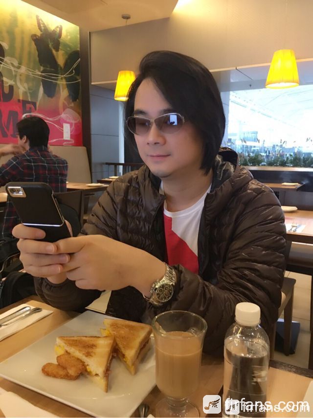 QQ图片20161106190455.jpg