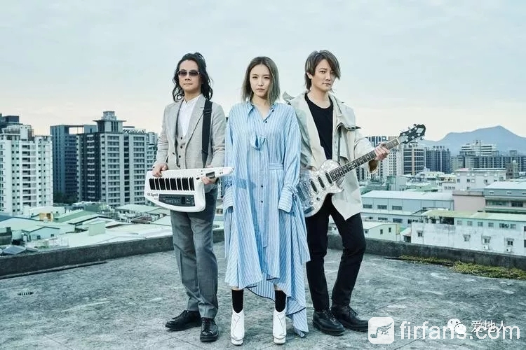 爱地人08.webp.jpg